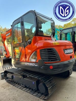 DX60 Excavadora Usada Doosan 6 toneladas Mini Excavadora Usada Máquina Hidráulica