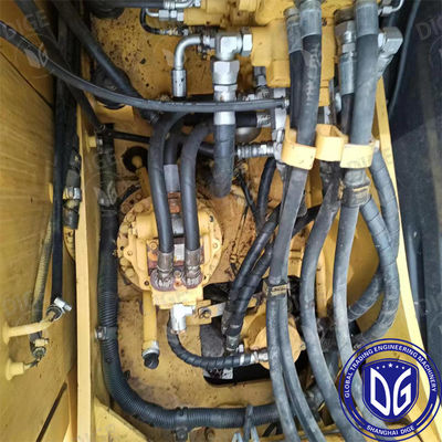Excavadora USED PC130 de qualidade superior com sistemas hidráulicos avançados