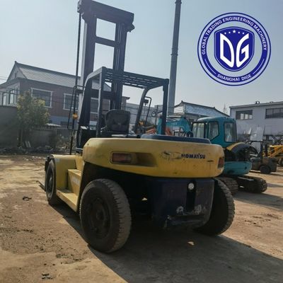 Elevadores de garfos Komatsu de 10 toneladas originários do Japão