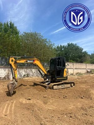 Excavadora versátil Sany SY55C para várias aplicações de construção