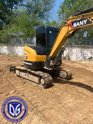 Excavadora versátil Sany SY55C para várias aplicações de construção