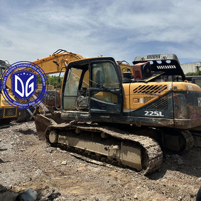 Excavadora hidráulica Hyundai 225 original de 22,5 toneladas, em boas condições, à venda agora.