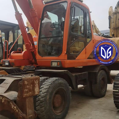 Experimente eficiência incomparável com a escavadeira Doosan de 20 toneladas e produto de construção durável