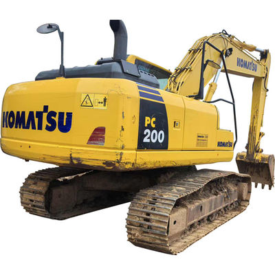 Experimente o desempenho superior da escavadeira Komatsu PC200 com motor hidráulico