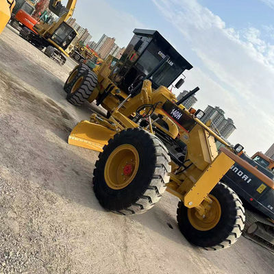 Forma de condução hidráulica Caterpillar Grader 140h 14677kg Peso da máquina para classificação e classificação precisa da estrada