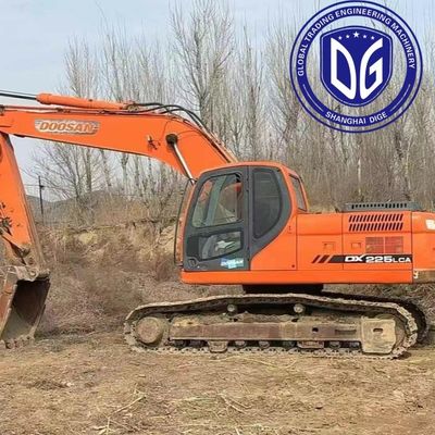22 t de bomba hidráulica Doosan em peso de operação vermelho para máxima produtividade