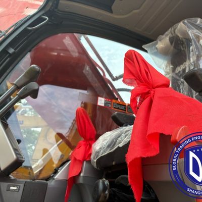 Escavadeira Doosan DX225 Usada Combustível Diesel Óleo - Alimentado