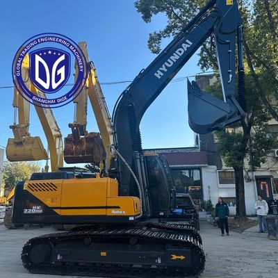 Escavadeira Hyundai HX220HD Usada | Motor Forte, Boa Hidráulica, Pronta para o Trabalho