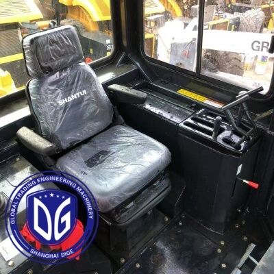 China Venda Quente Usada Shantui SD32 Bulldozer Alta Potência Shantui 320HP Máquina de Construção Pesada em estoque